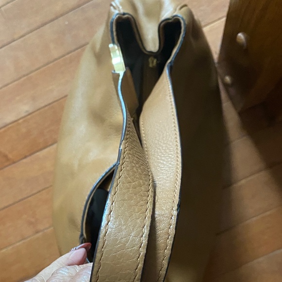 Michael Kors Tan Leather Shoulder Bag - Picture 6 of 16